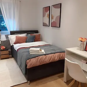 New - Kameni Confort Wifi Munich Airport Family Apartment Neufahrn bei Freising